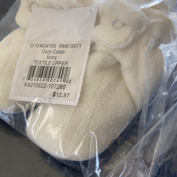 RO AND ME BY ROBEEZ Cozy Caleb Crib Baby Sneaker Bootie Navy + Ivory 12-18 Month - Picture 11 of 13